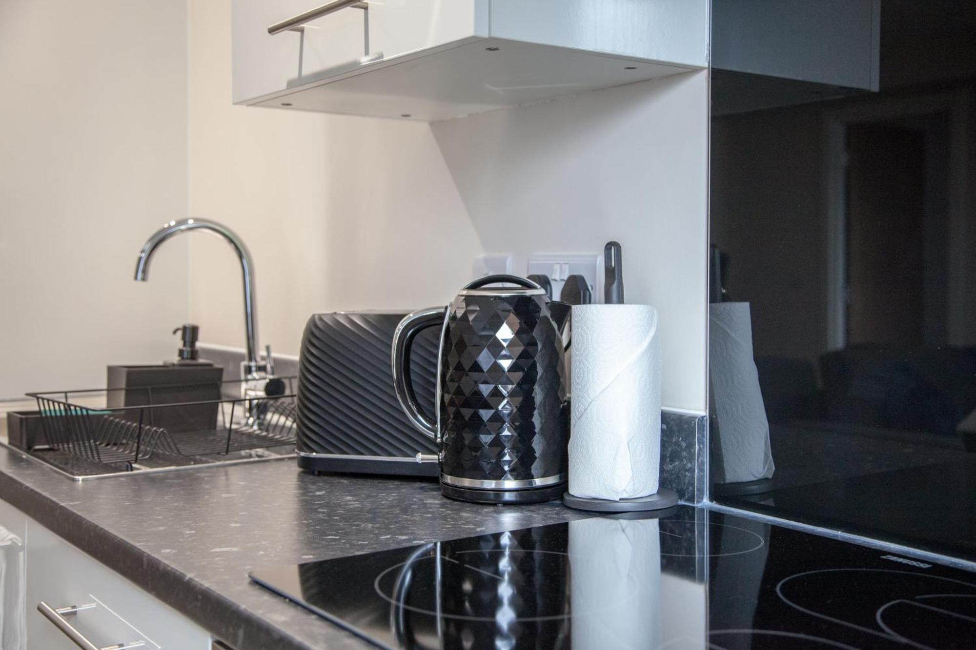 Modern 2Bd Apartment In Manchester City ภายนอก รูปภาพ