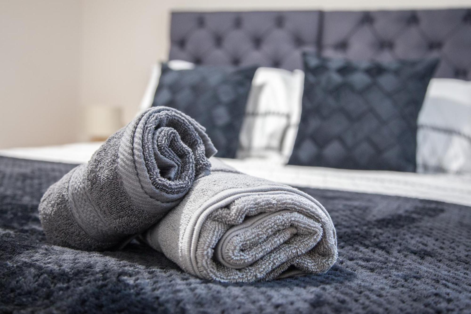 Modern 2Bd Apartment In Manchester City ภายนอก รูปภาพ