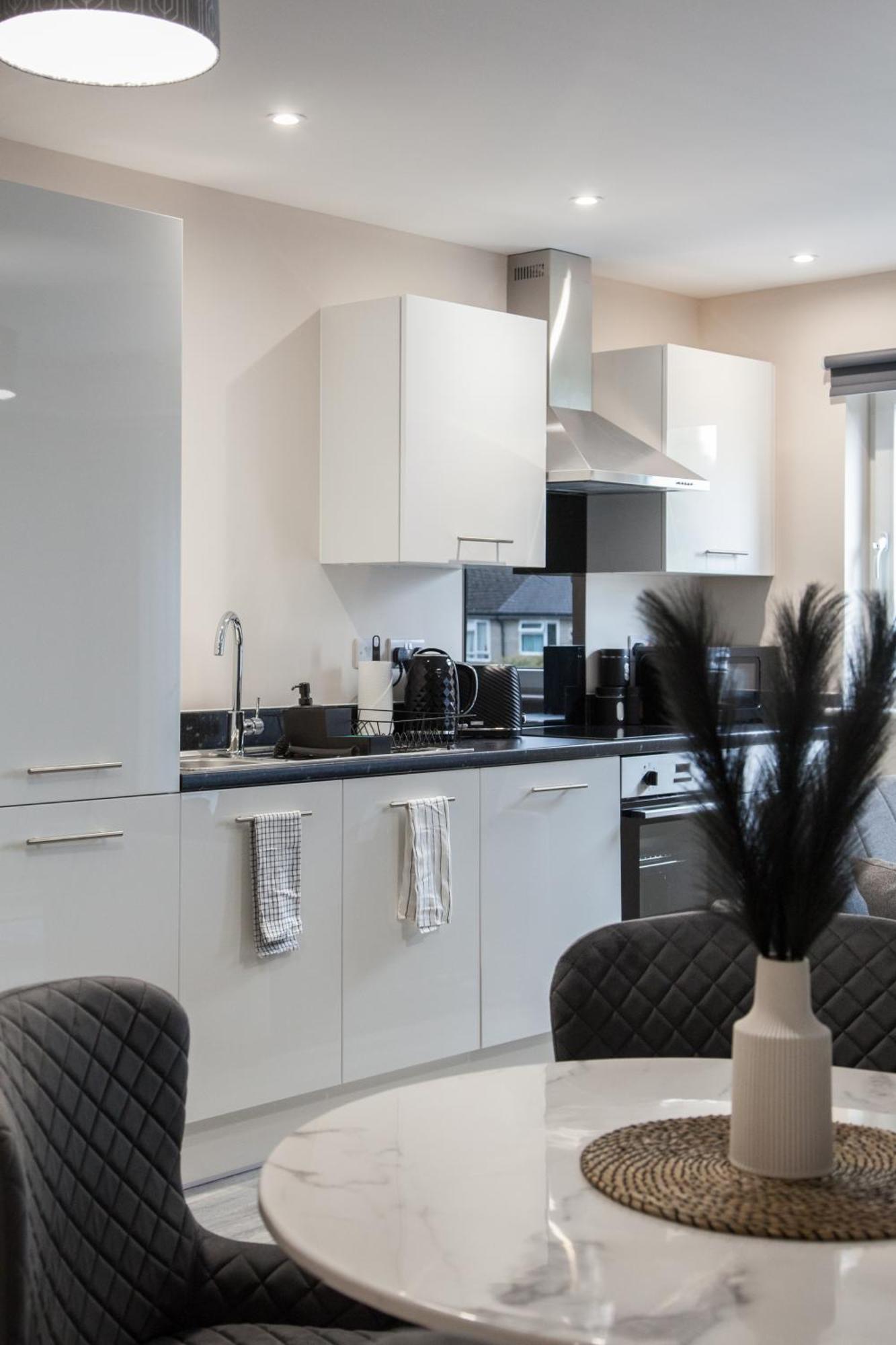 Modern 2Bd Apartment In Manchester City ภายนอก รูปภาพ