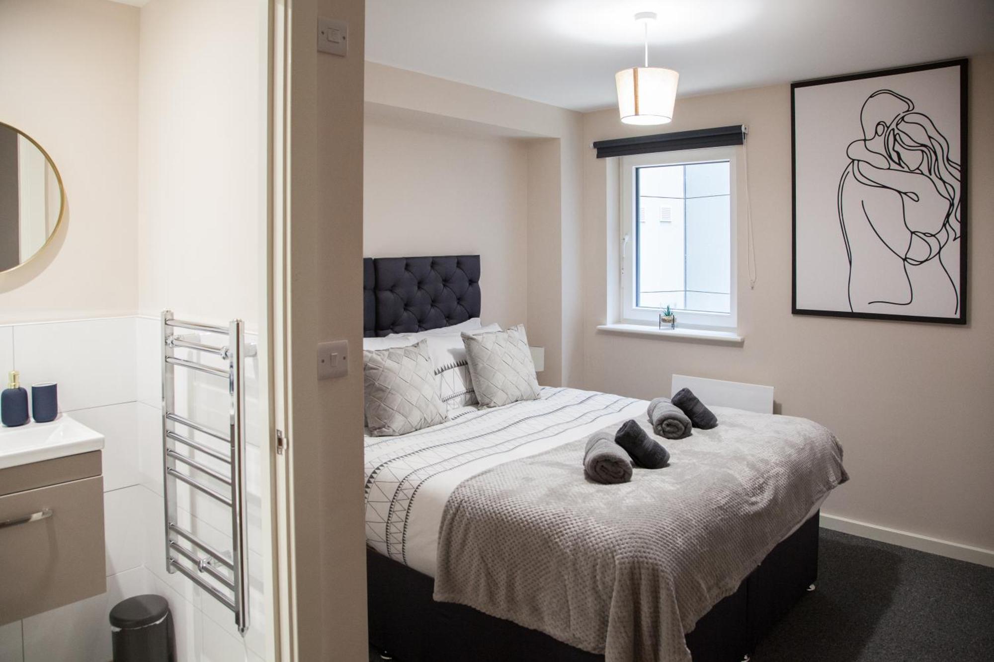 Modern 2Bd Apartment In Manchester City ภายนอก รูปภาพ