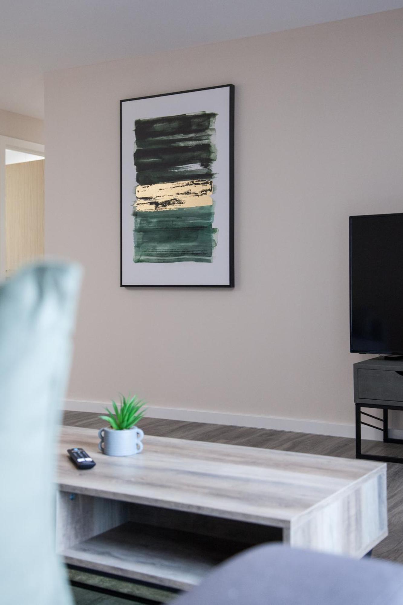 Modern 2Bd Apartment In Manchester City ภายนอก รูปภาพ